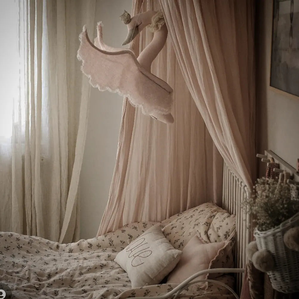Linen Swan - Powder