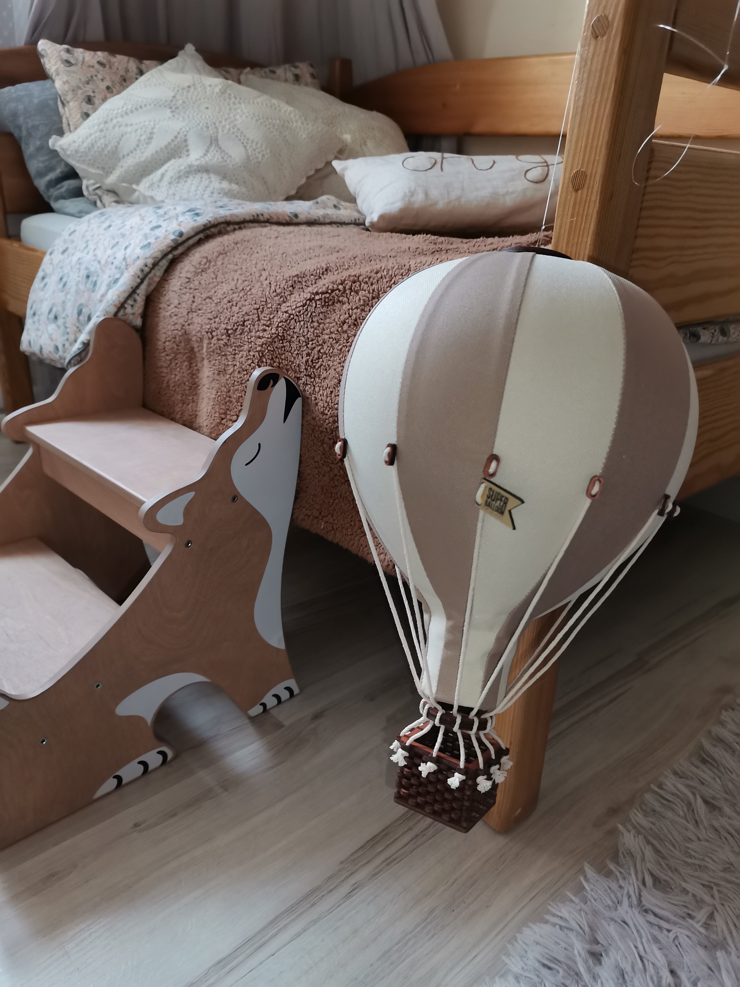 Large - SB728 Gold & Off White Decorative Hot Air Balloon