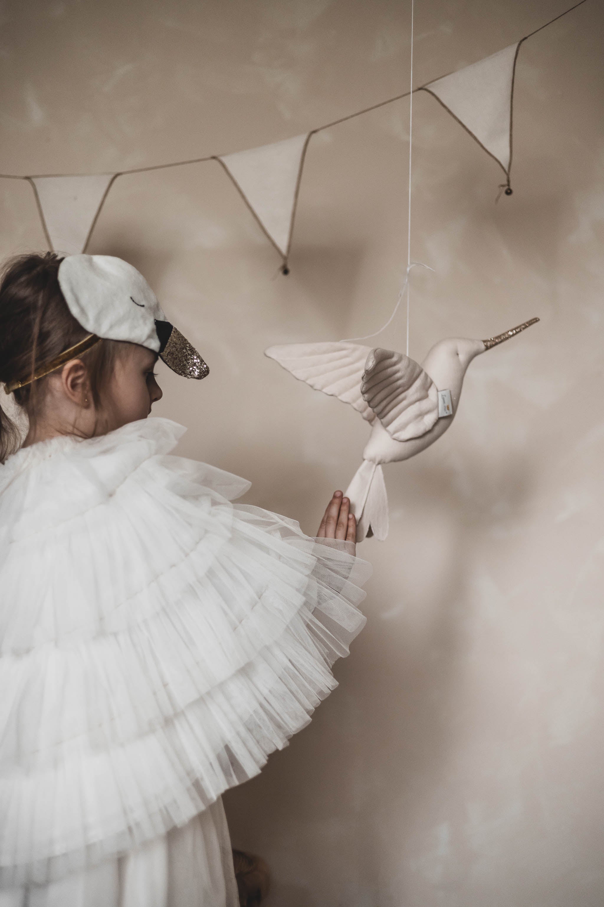 Hummingbird - Light Beige