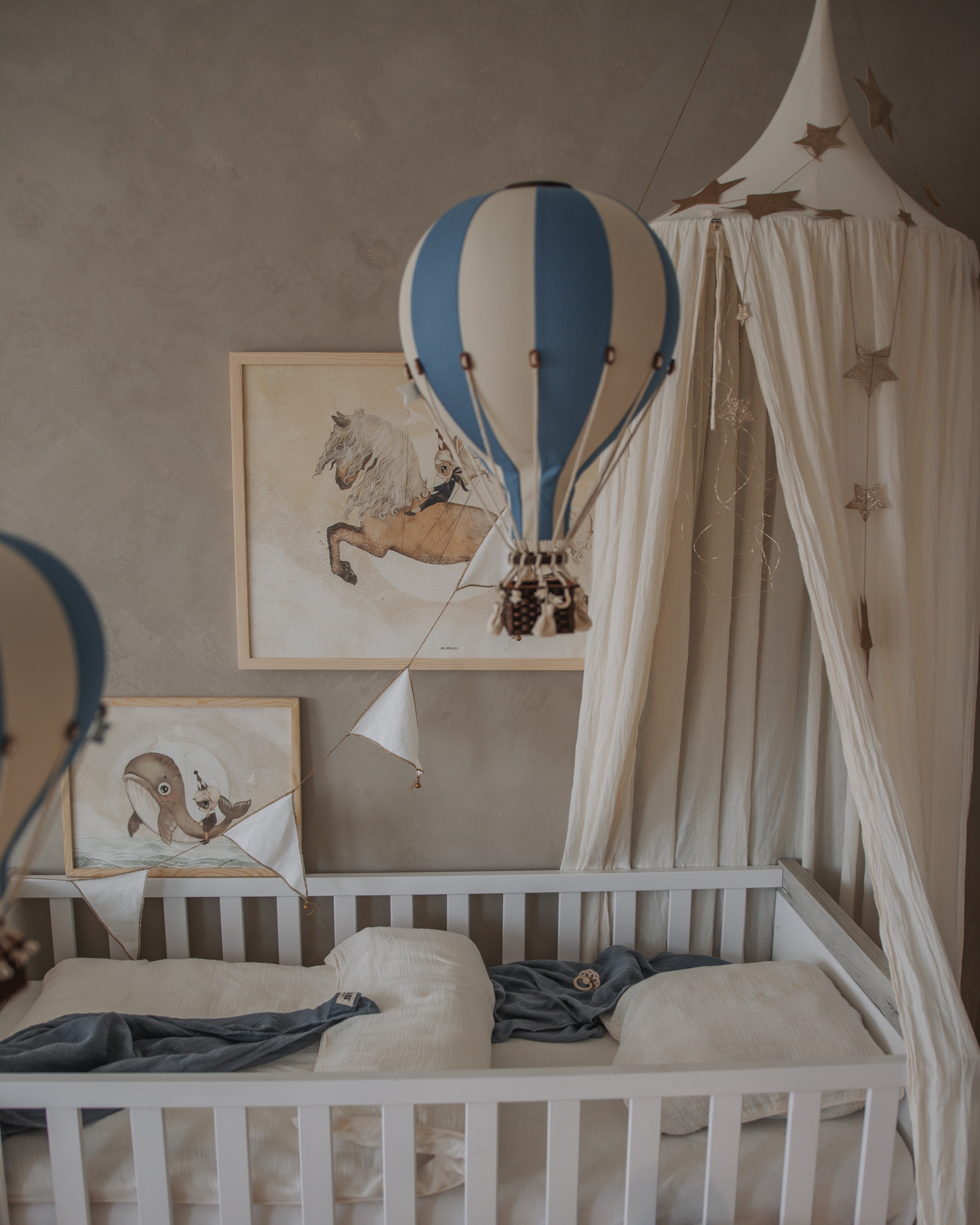 Large - SB745 Marine Blue & Off White Decorative Hot Air Balloon
