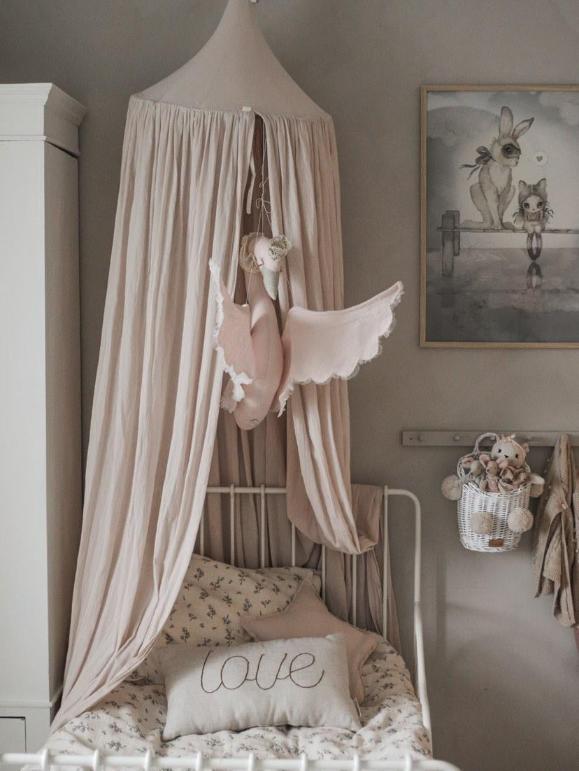 Linen Swan - Powder