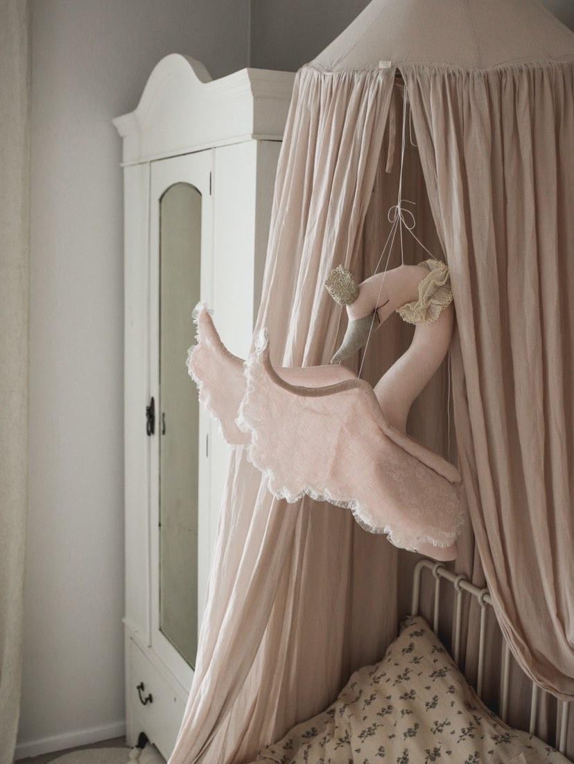 Linen Swan - Powder