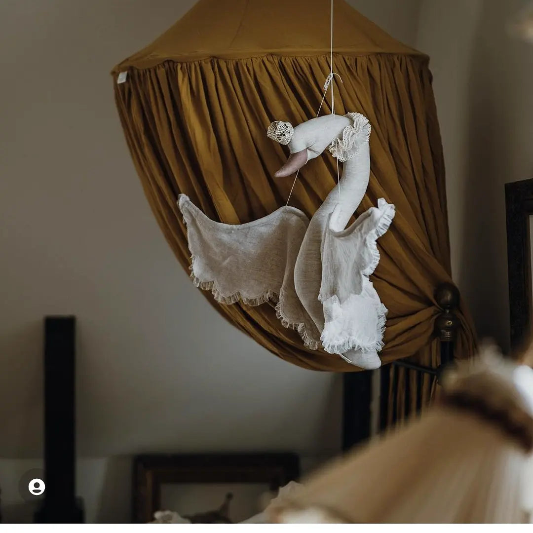 Linen Swan - Beige