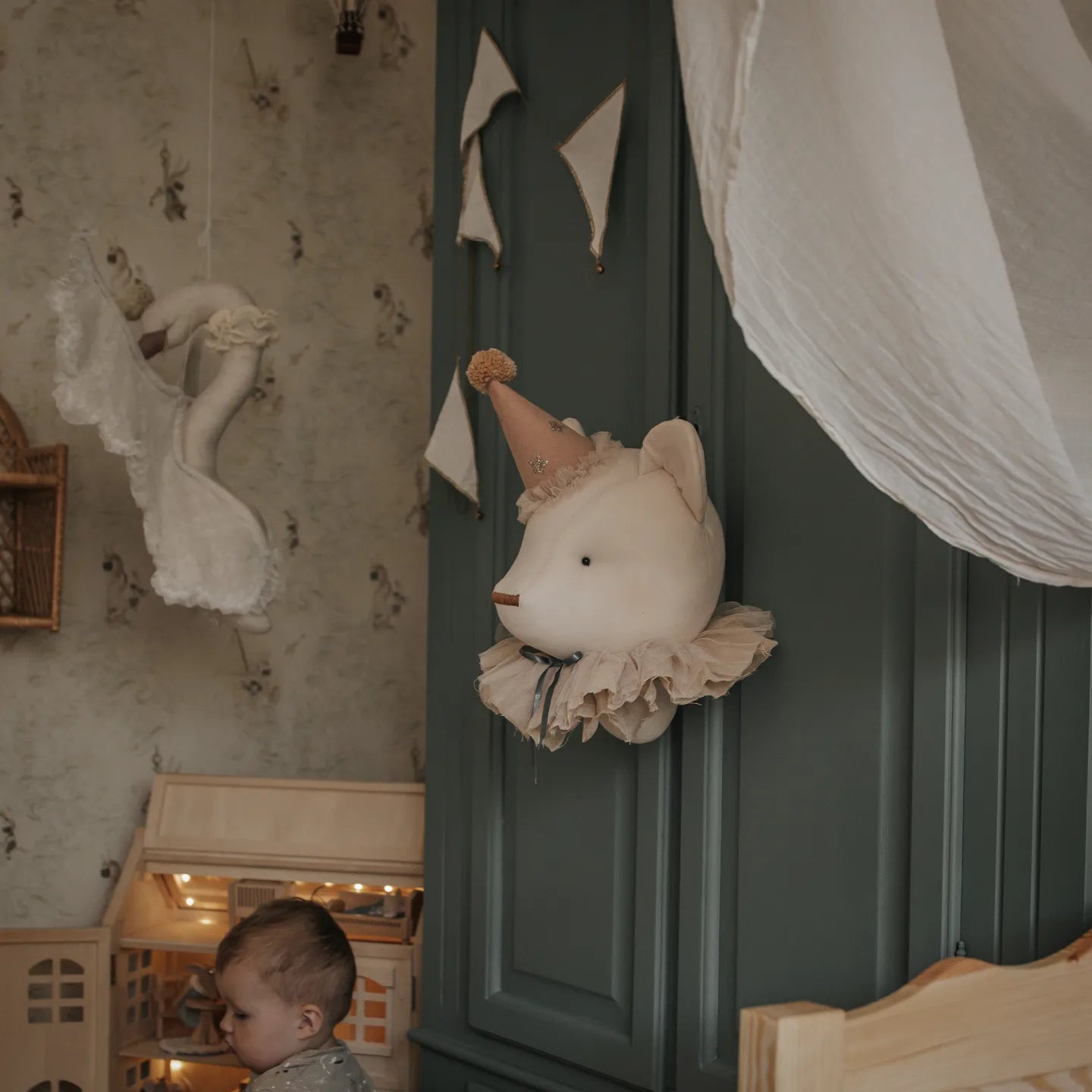 Linen Bear Wall Hanging - Star Cap