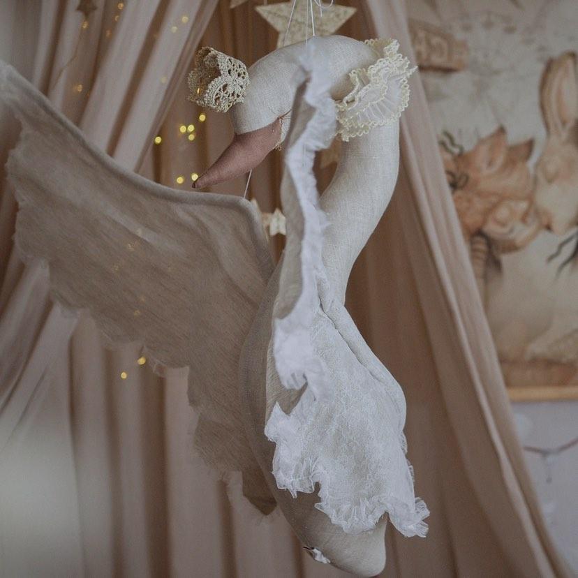 Linen Swan - Beige