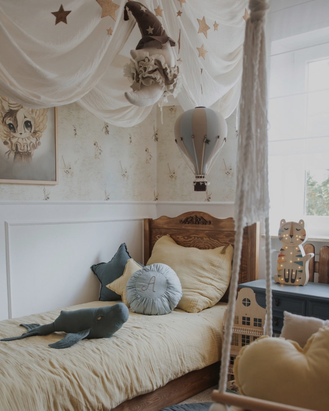 Small - SB740 Blue & Beige Decorative Hot Air Balloon