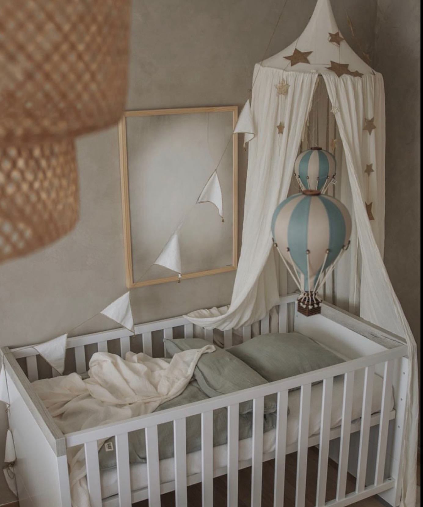 Large – SB775 Green & Beige Decorative Hot Air Balloon