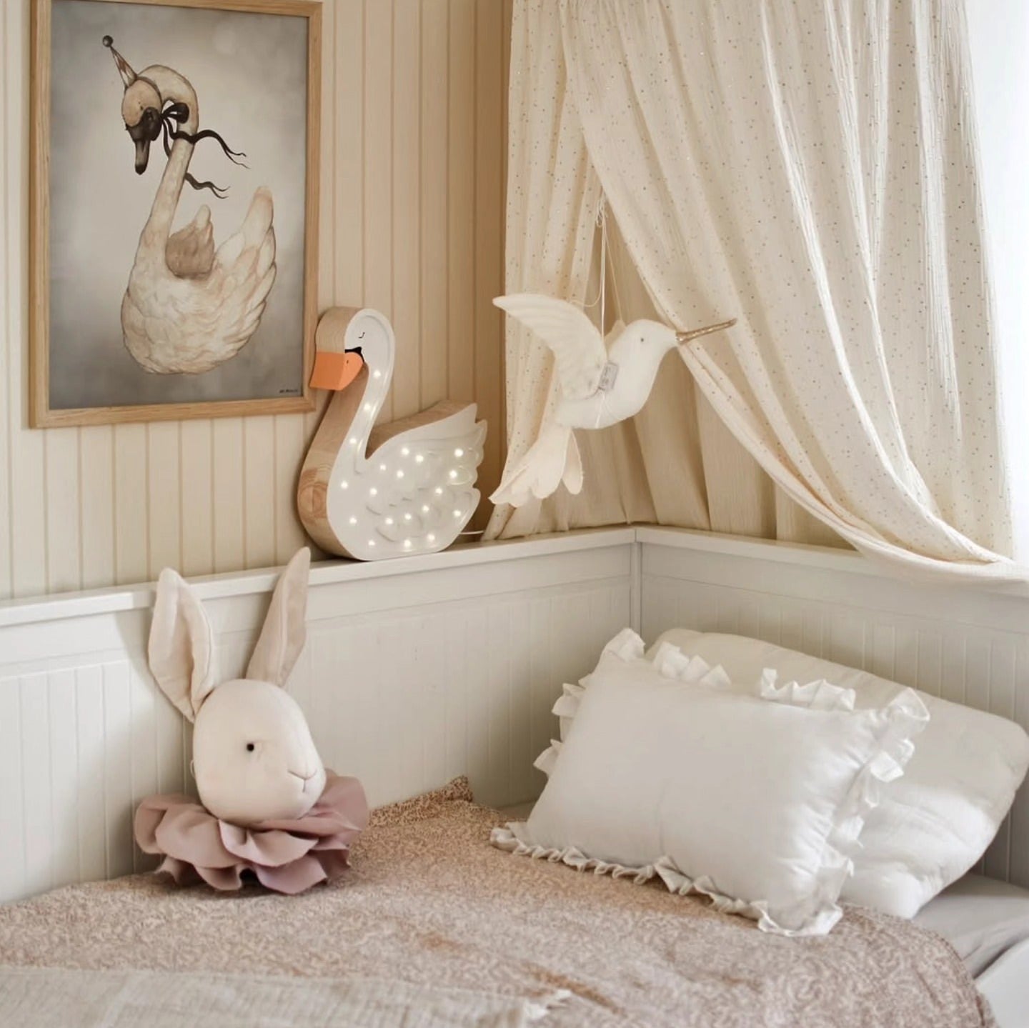 Linen Rabbit - Powder Flower
