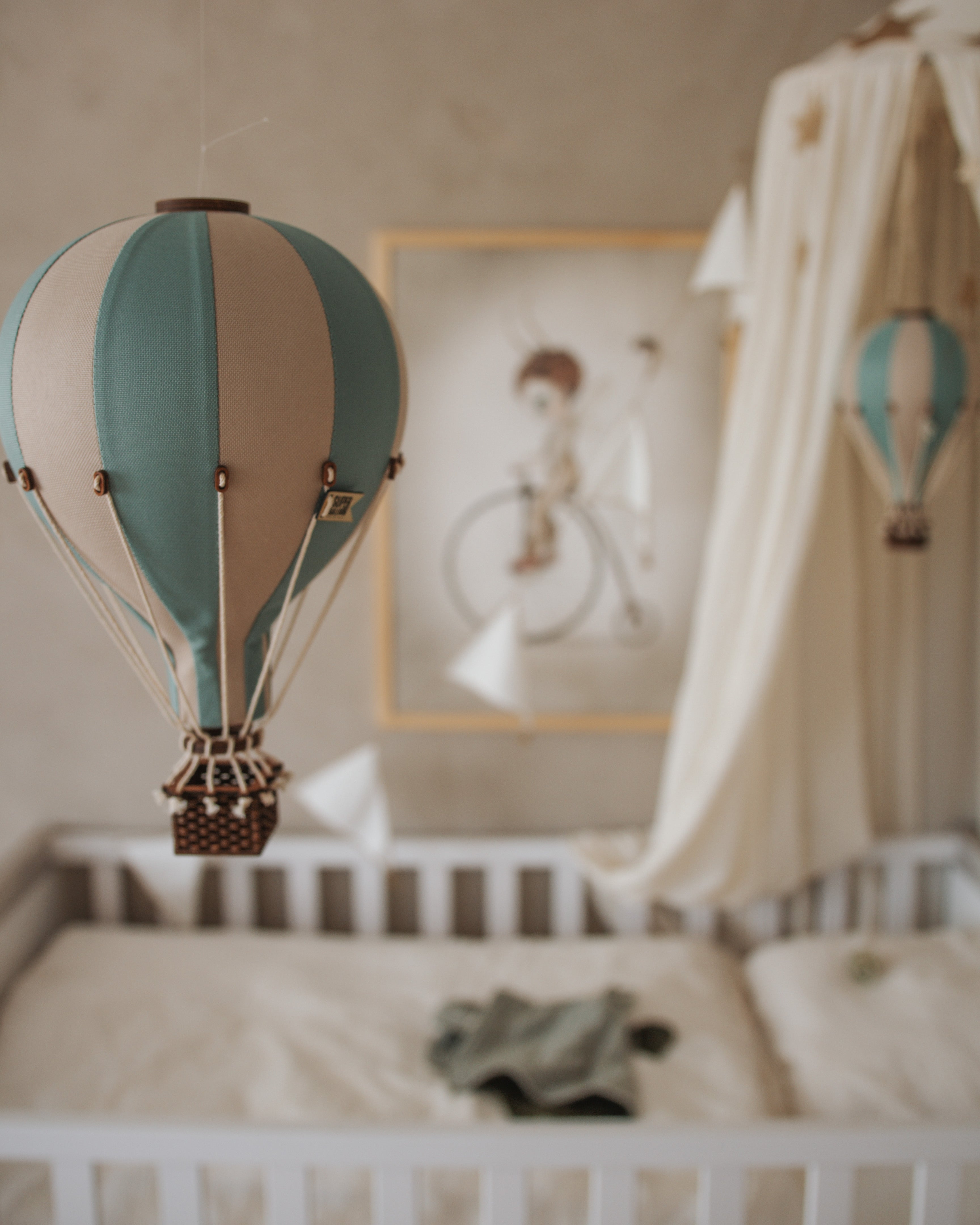 Small – SB775 Green & Beige Decorative Hot Air Balloon
