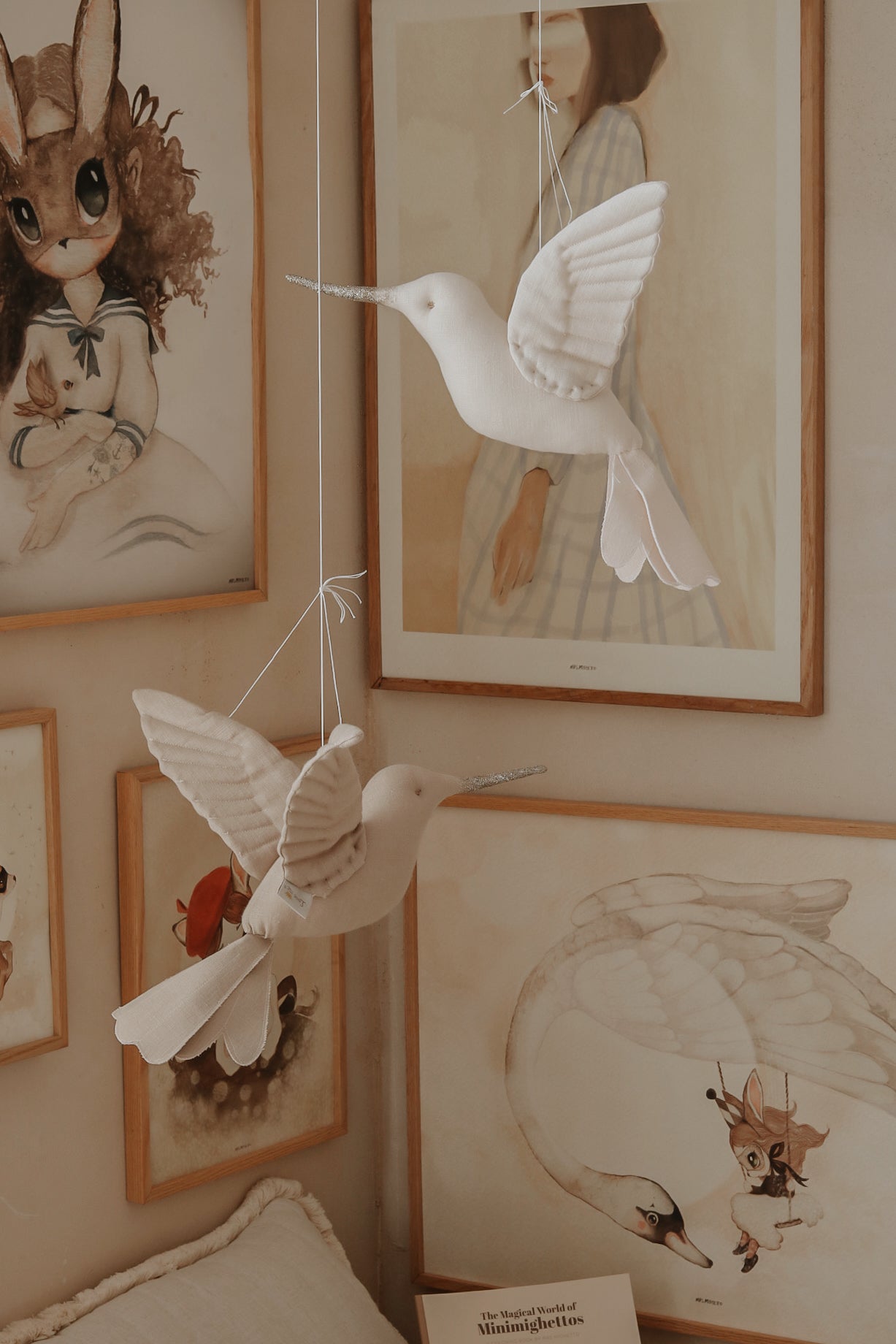 Hummingbird - Cream