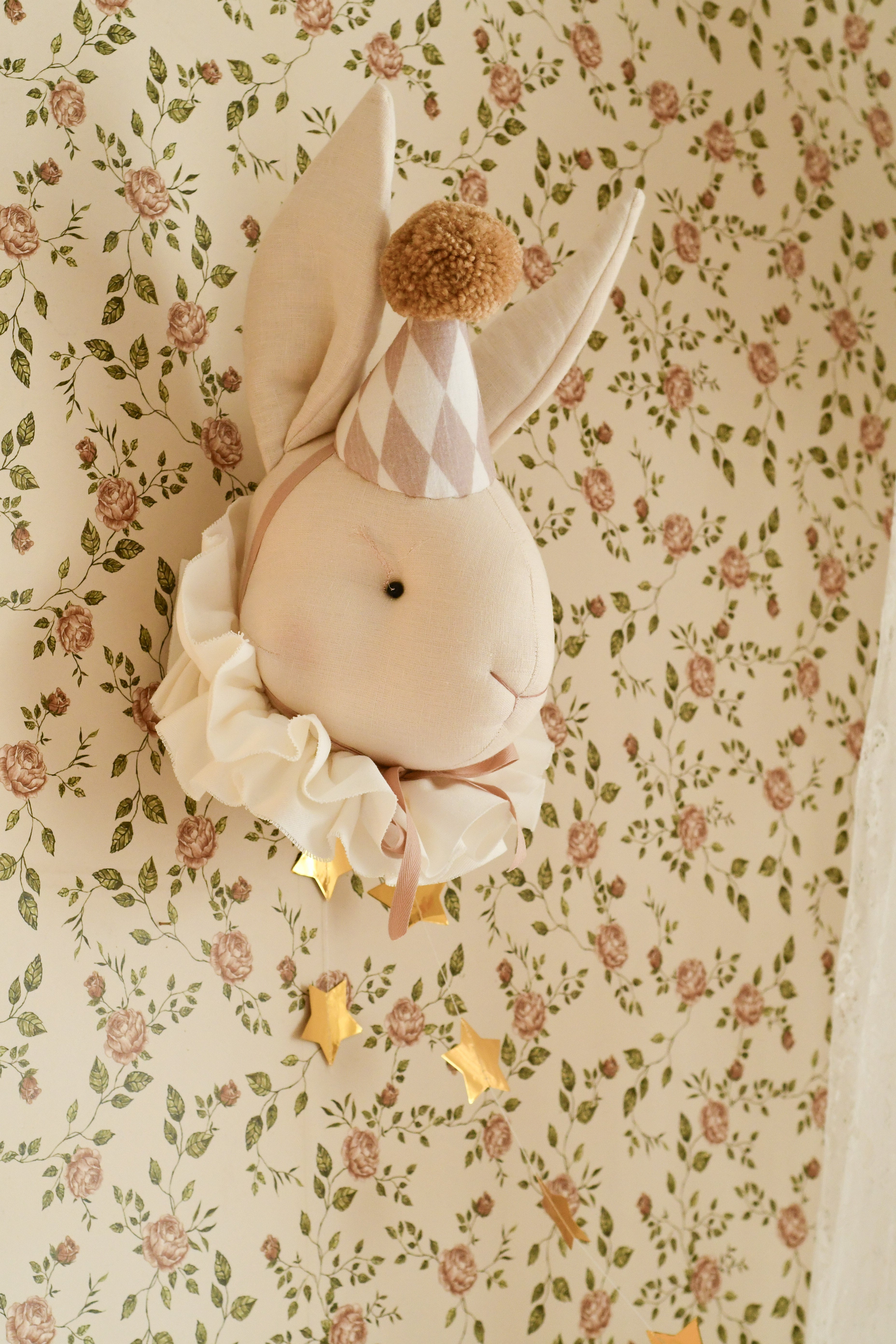 Linen Rabbit Wall Hanging - Diamond Cap