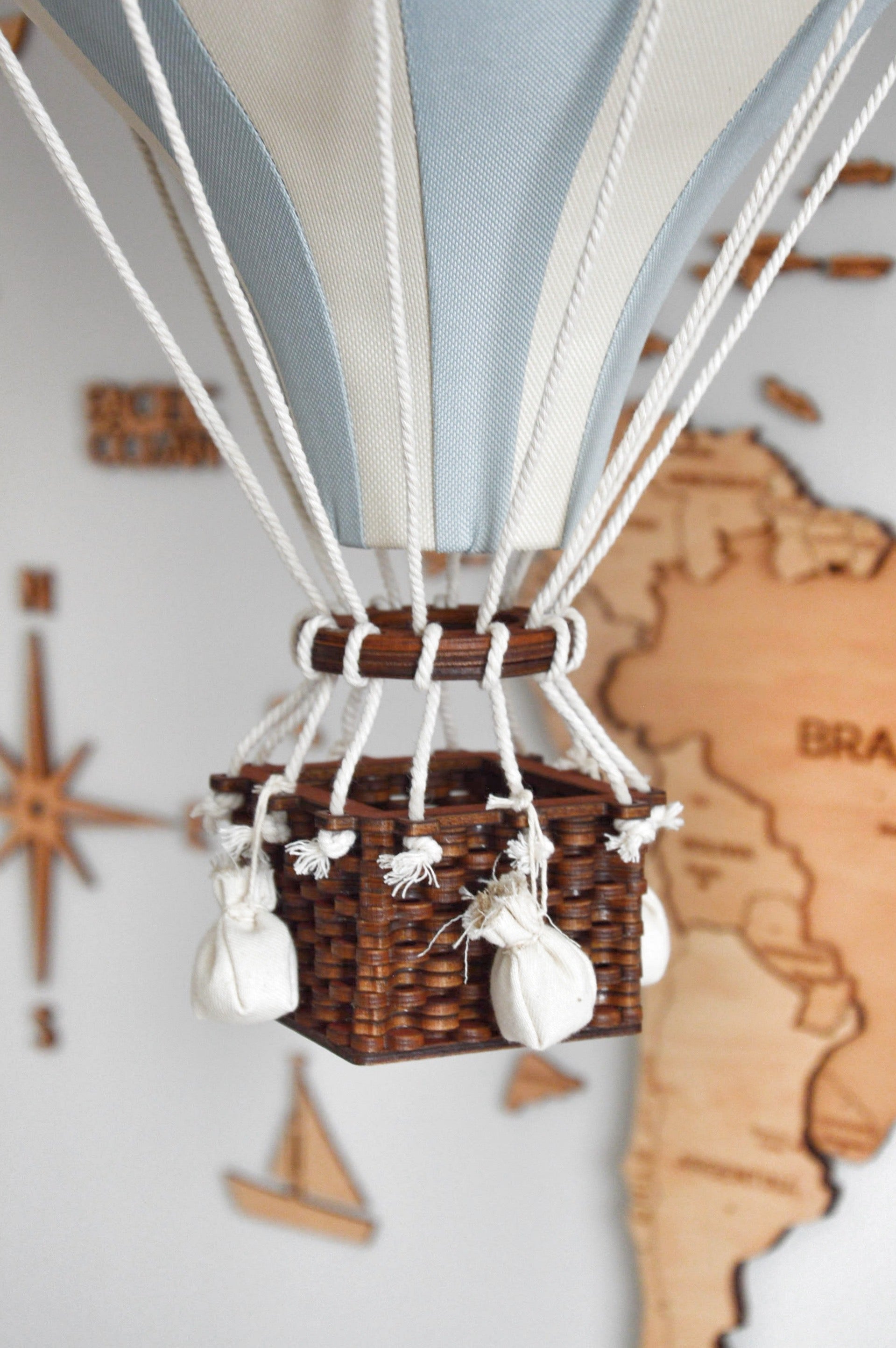 Large - SB739 Cloud Blue & Off White Decorative Hot Air Balloon